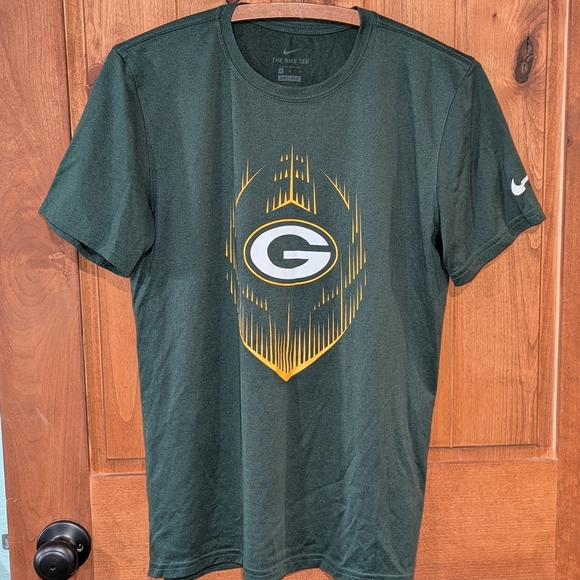 Nike Other - Nike Green Bay Packers Green T-Shirt‎